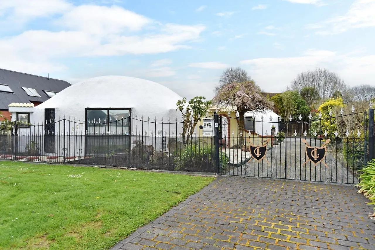 Koepel House - Christchurch Holiday Homes
