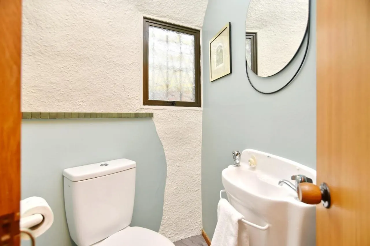 Koepel House - Christchurch Holiday Homes