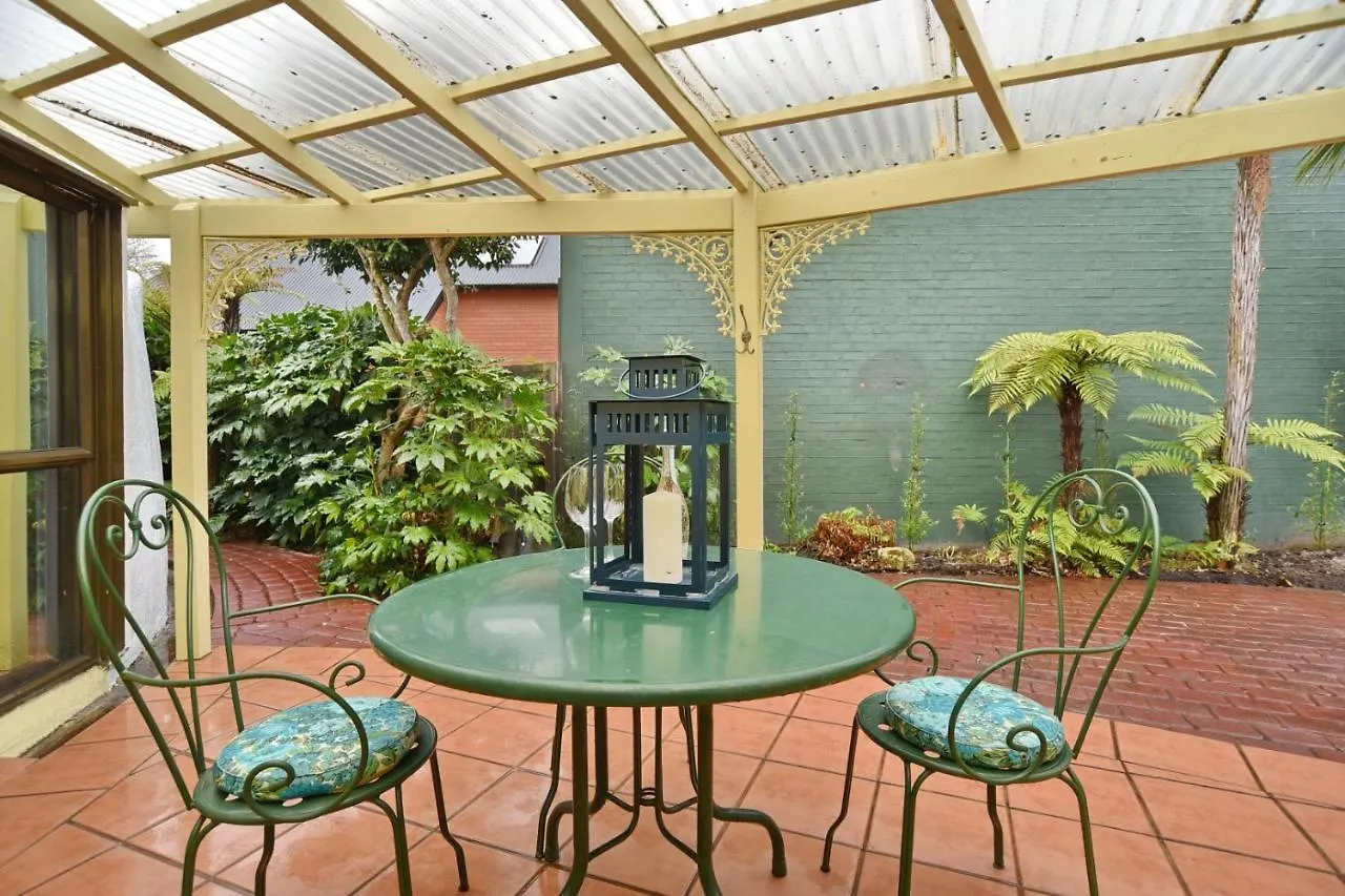 Koepel House - Christchurch Holiday Homes