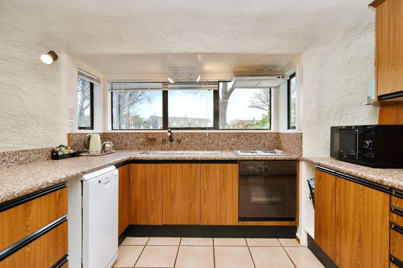 Koepel House - Christchurch Holiday Homes